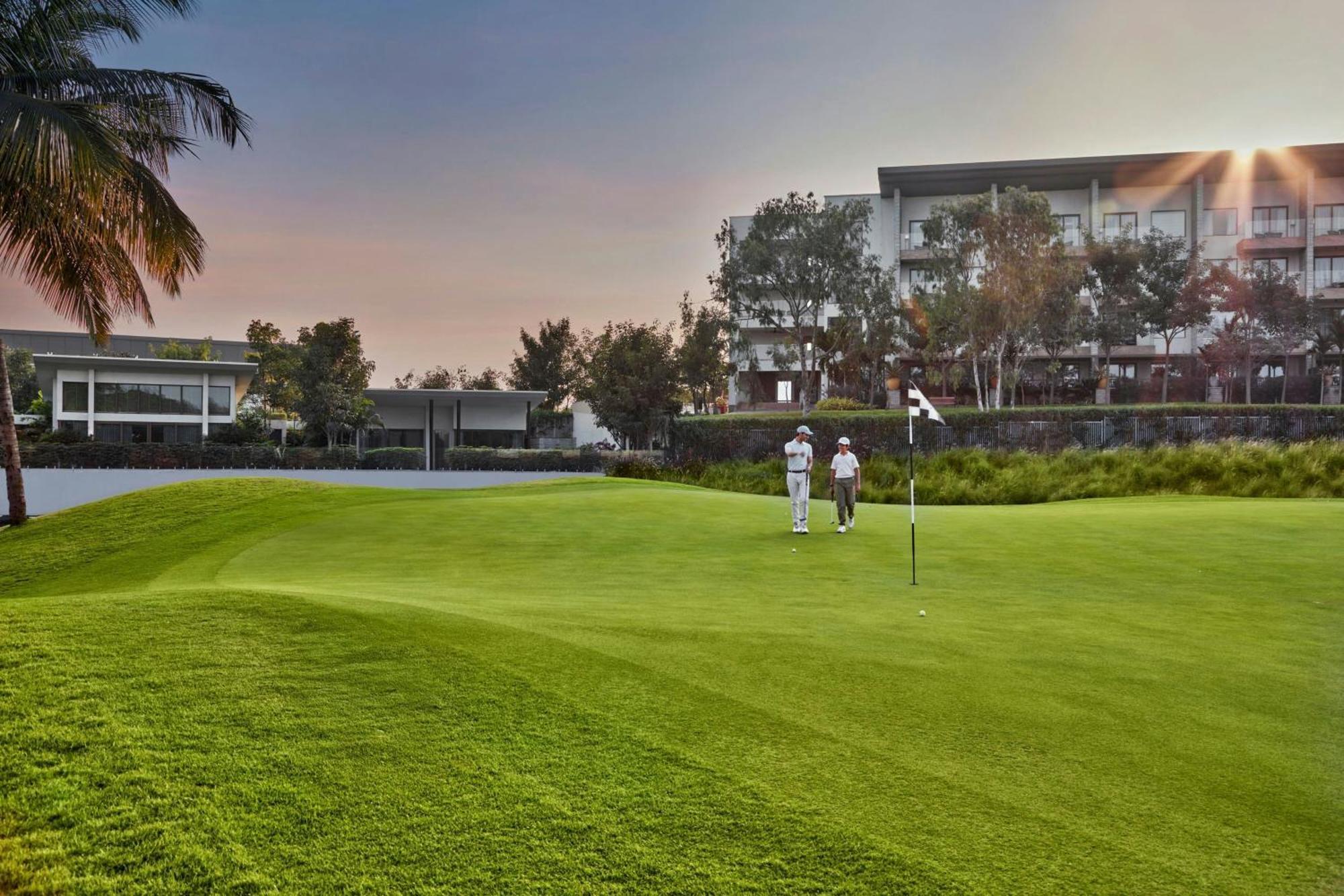 Jw Marriott Hotel Bengaluru Prestige Golfshire Resort & Spa Avati Exterior foto